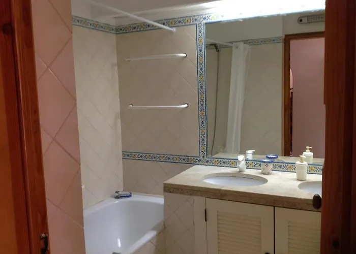 別荘 Solar Do Golfe - ヴィラモウラ